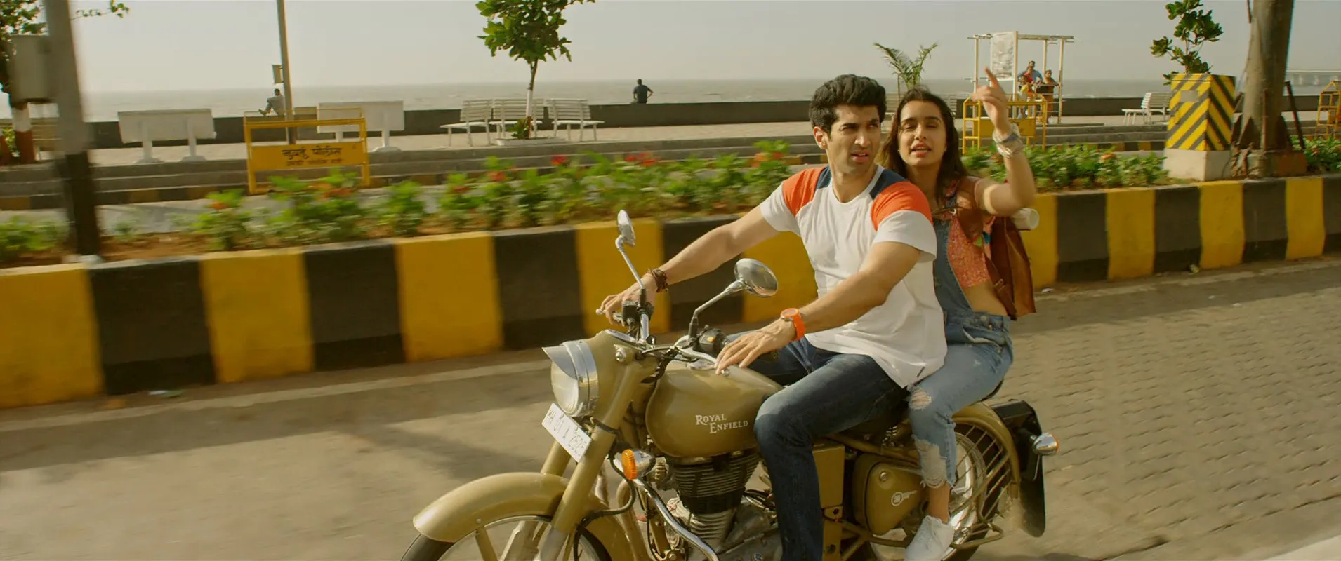 Ok Jaanu 2017 DVDRip 720p Full Movie [1GB]